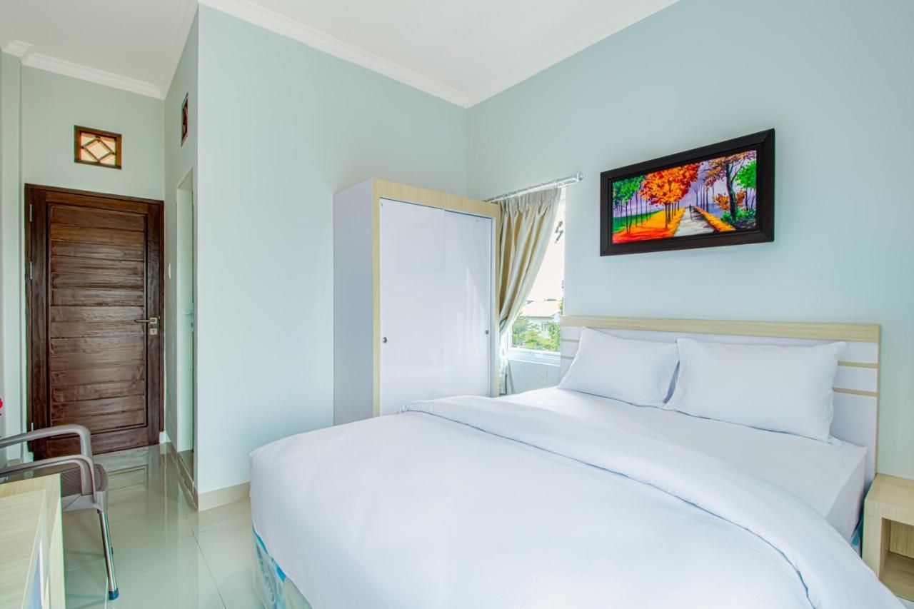 Emerald Residence Medan Exteriör bild